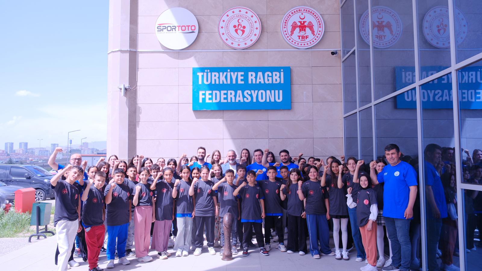 Geleceğin Yıldızları Ragbi ile Tanıştı